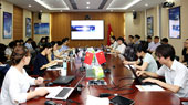 首發投資控股公司舉辦行(xíng)業研究培訓
